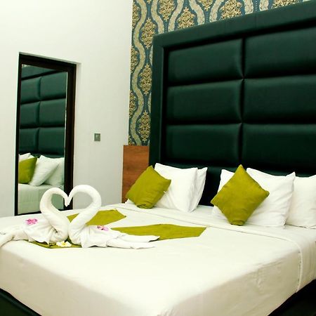 The Baliview Luxury Villas & Resto Pekanbaru Eksteriør billede
